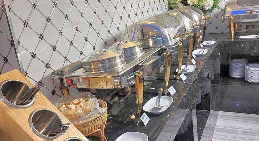 Top High Airport Link Hotel