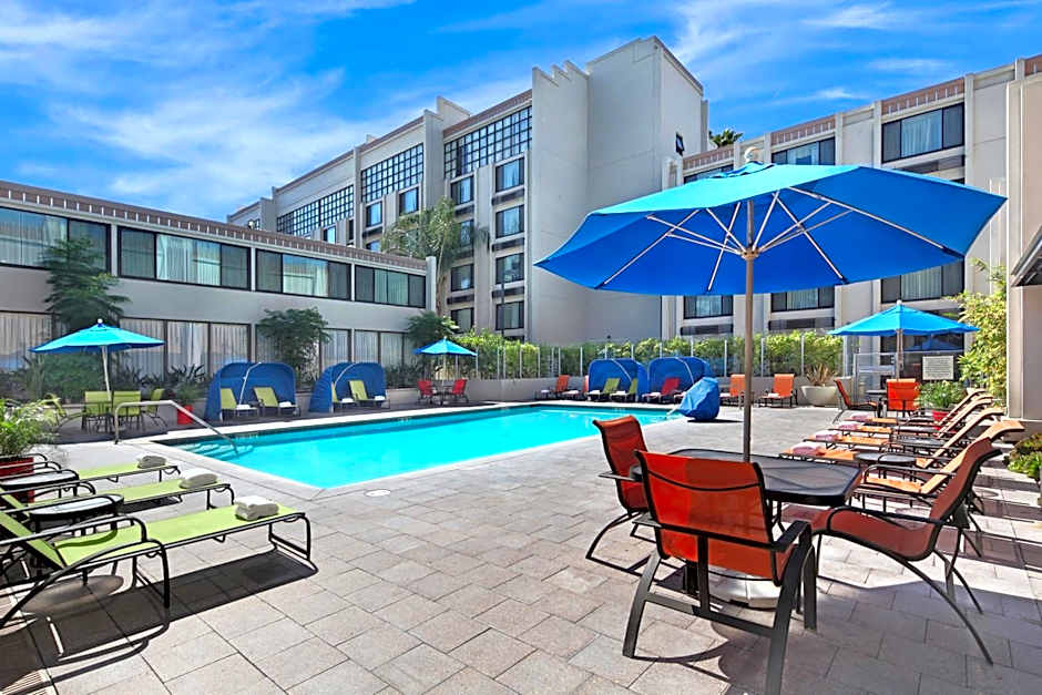 Holiday Inn Hotel & Suites Anaheim By IHG