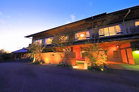 Tenjukunomori Keigetsu