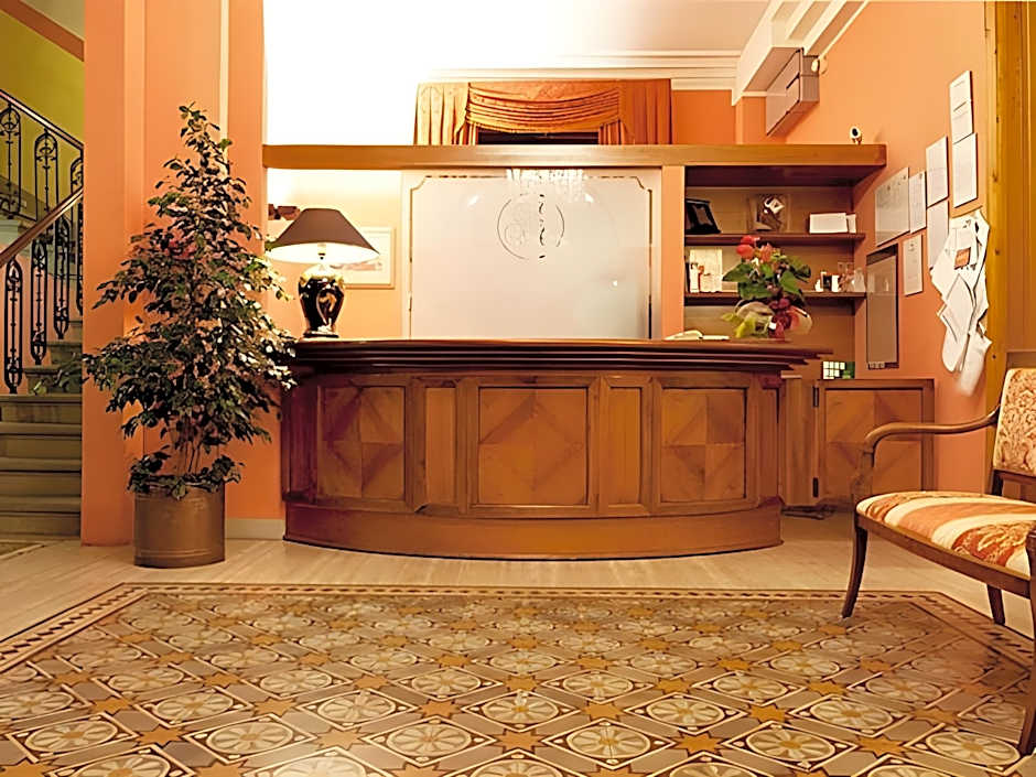 Hotel Savoia & Campana