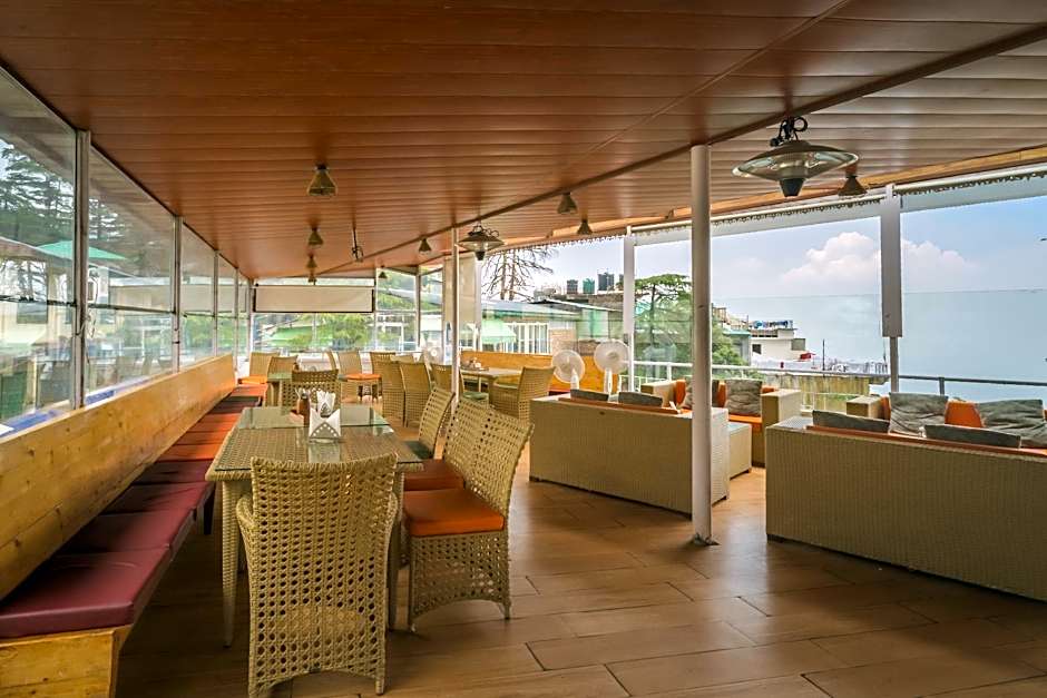 Tripli Hotels M & Resort