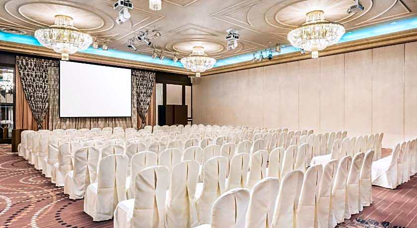 ANA Crowne Plaza Kumamoto New Sky By IHG