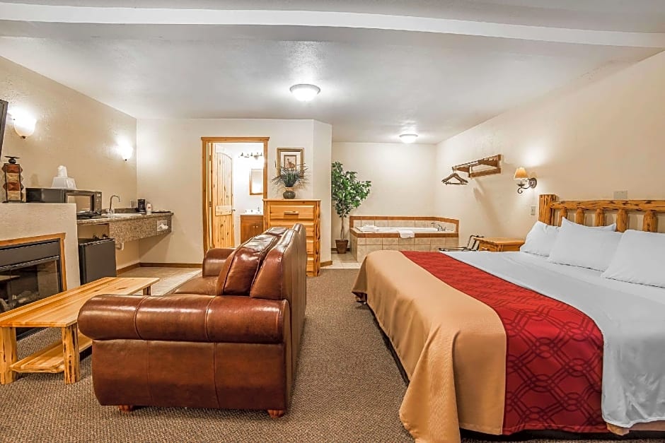 Econo Lodge Inn & Suites Kalispell - Glacier National Park Gateway