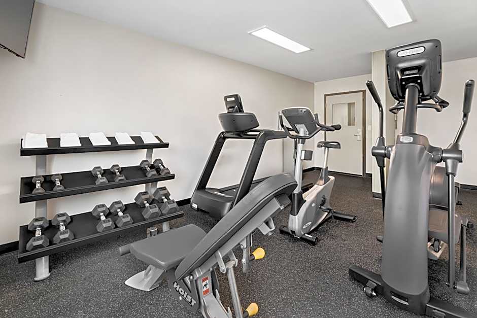 Fargo Inn and Suites