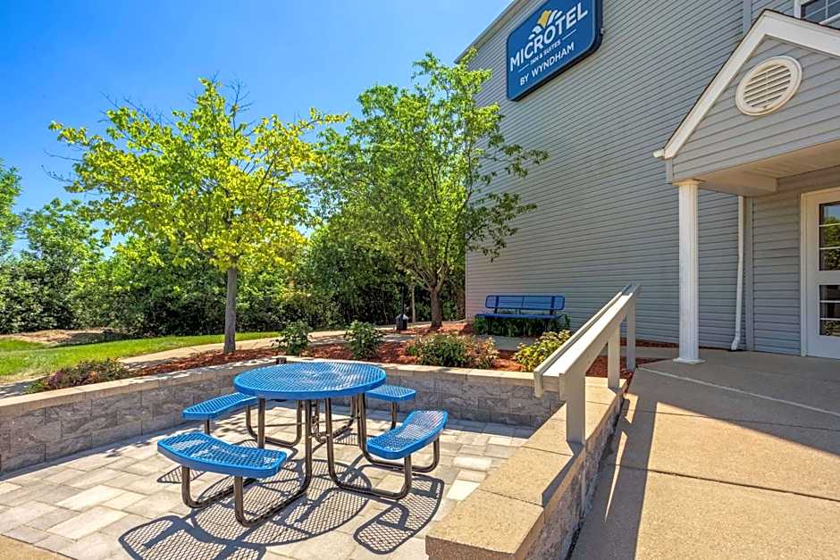 Microtel Inn & Suites By Wyndham Ann Arbor