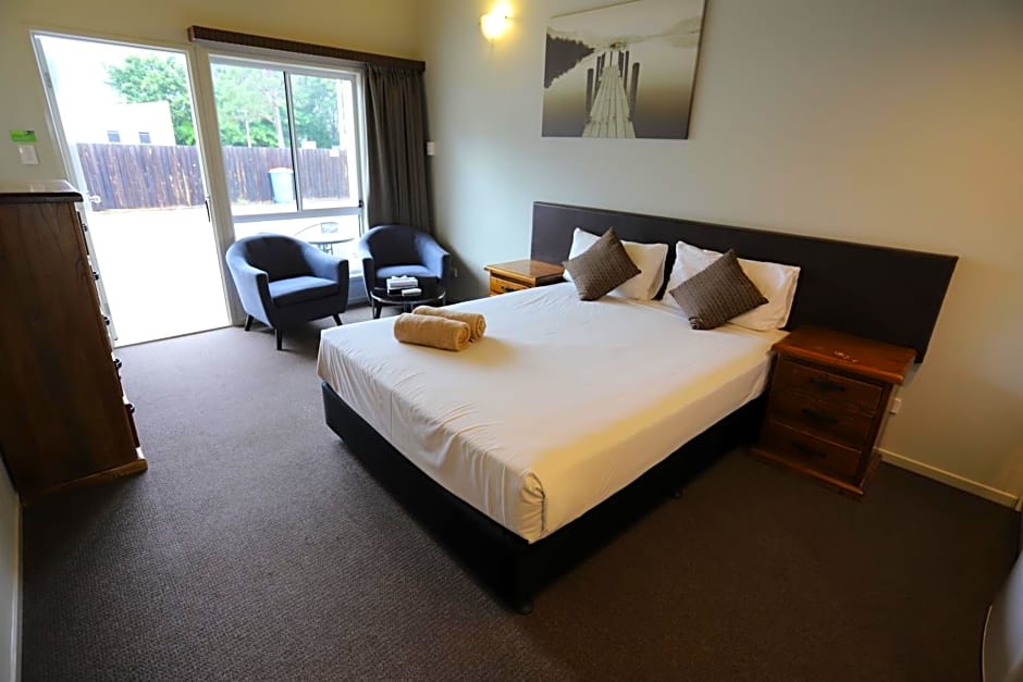 Photo 1 of 16 of Queen Room - Disability Access