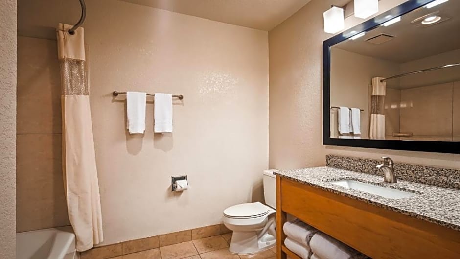 Best Western Plus Executive Inn And Suites