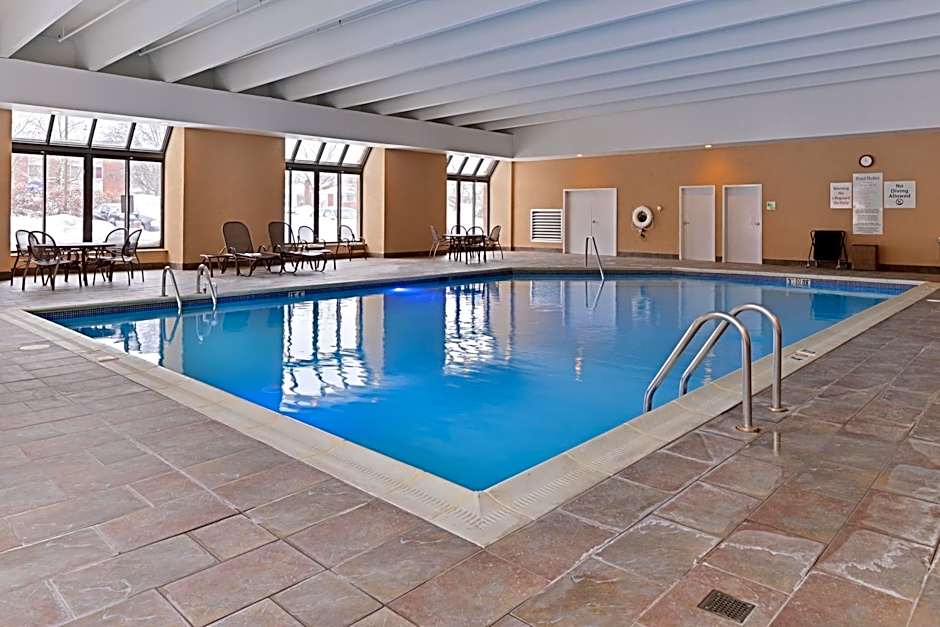 Holiday Inn New London By IHG