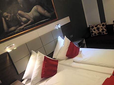 Double or Twin Room with River View and Balcony