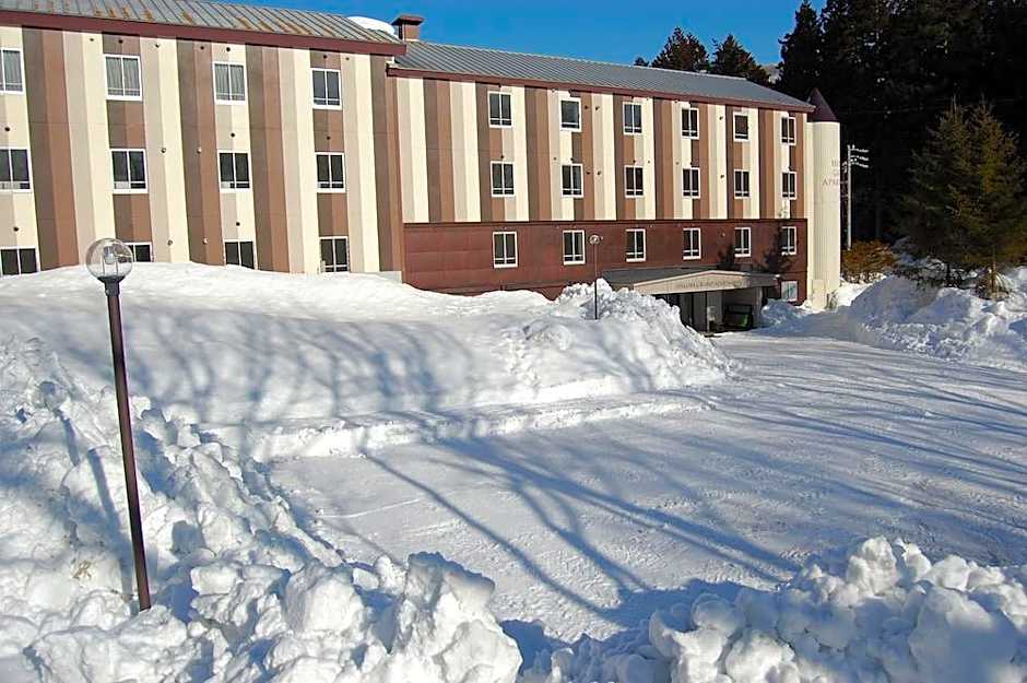 Hakuba Grand Apartments