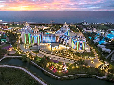 Delphin BE Grand Resort