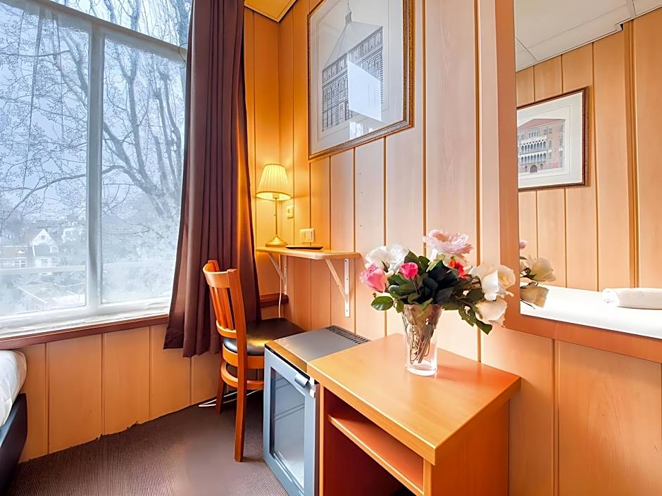 Di-Ann City Centre Hotel