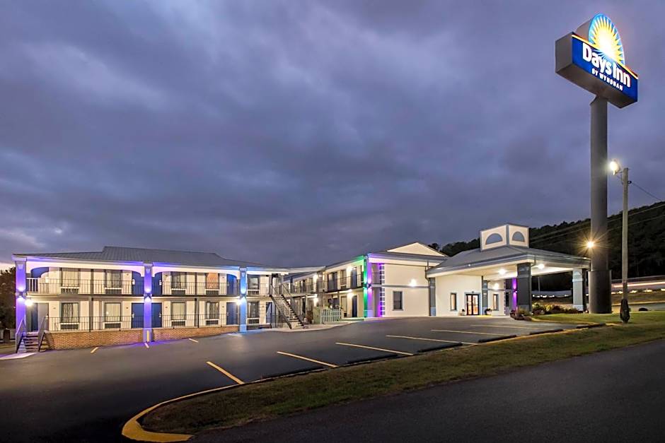 Days Inn by Wyndham Cleveland TN