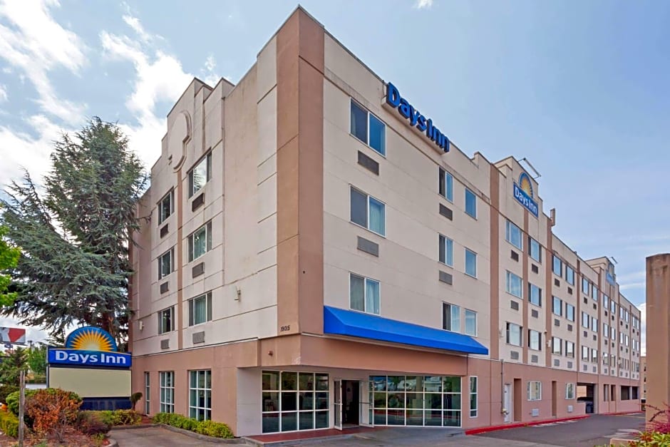 Days Inn by Wyndham Seatac Airport