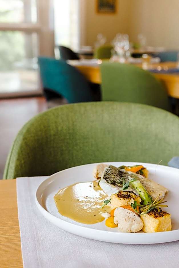 Logis Hotel Le Relais De La Poste