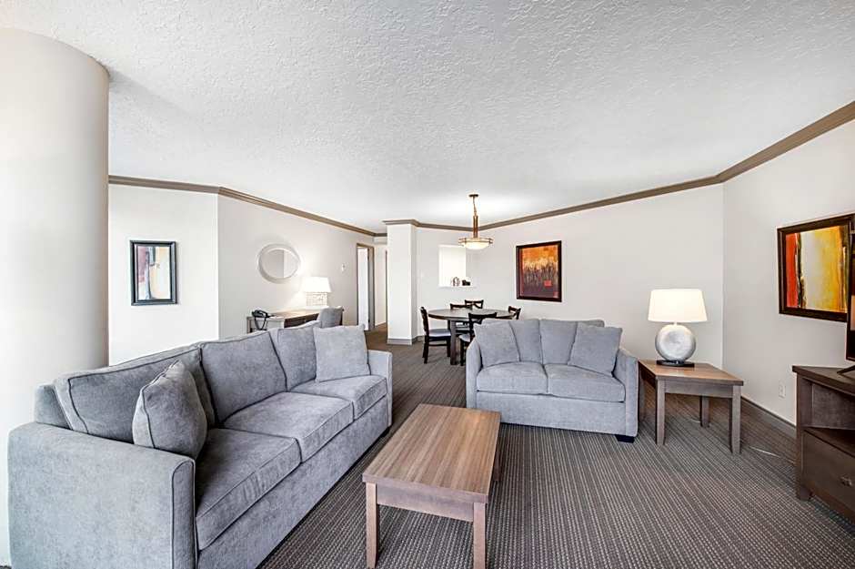 Victoria Regent Waterfront Hotel & Suites