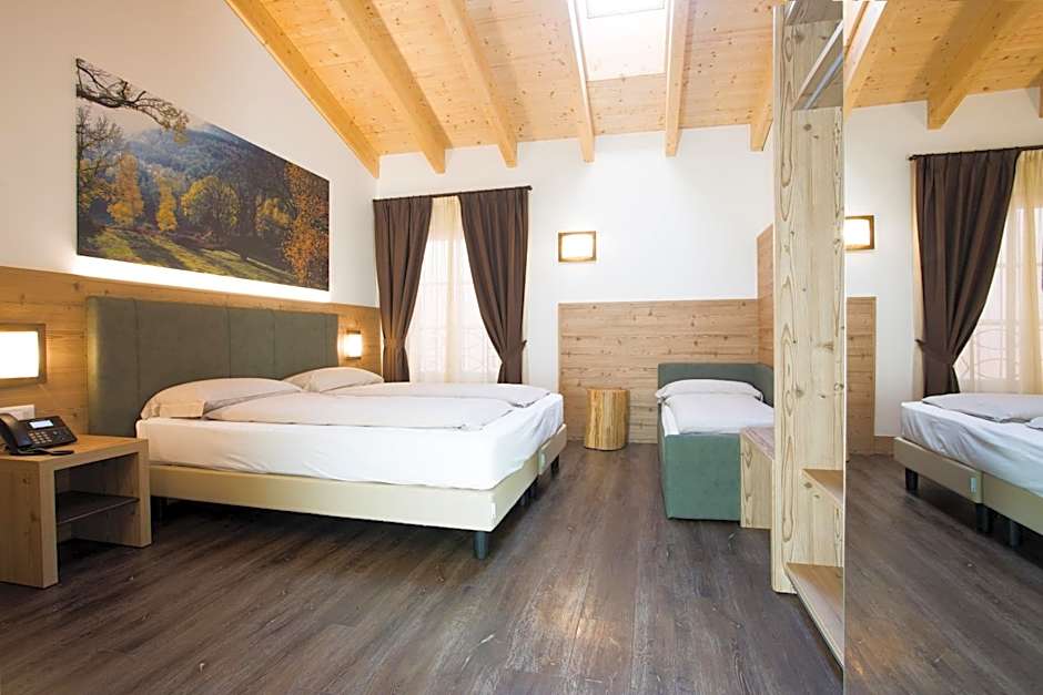 Photo 1 of 7 of Triple Room