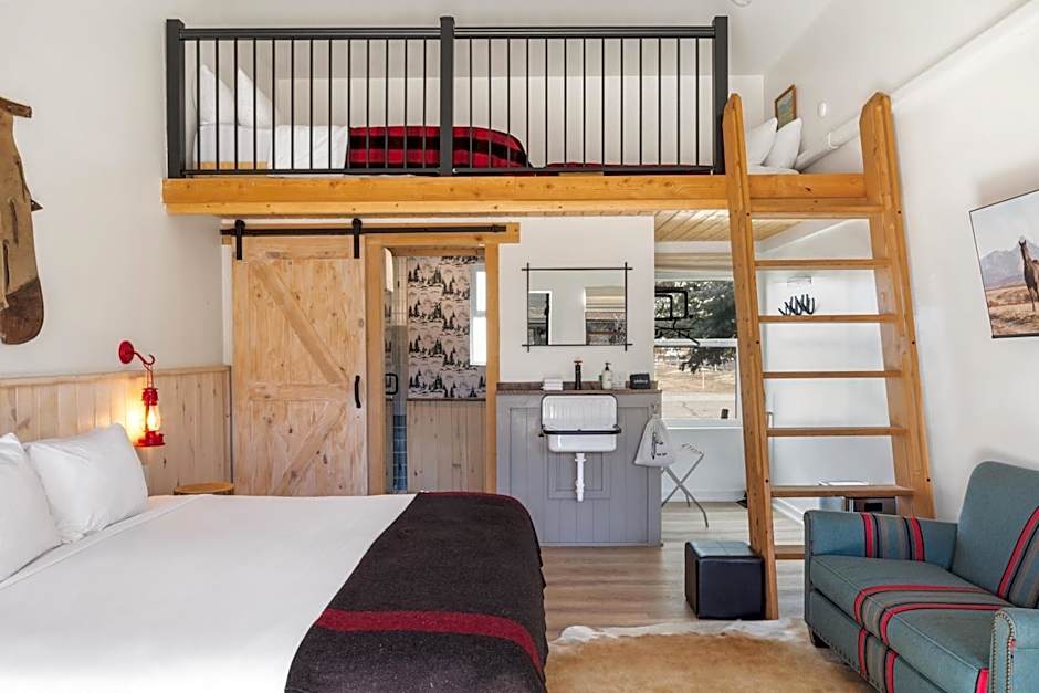 Hotel Palomino