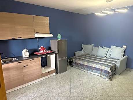 Deluxe Studio