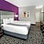 La Quinta Inn & Suites by Wyndham Springfield