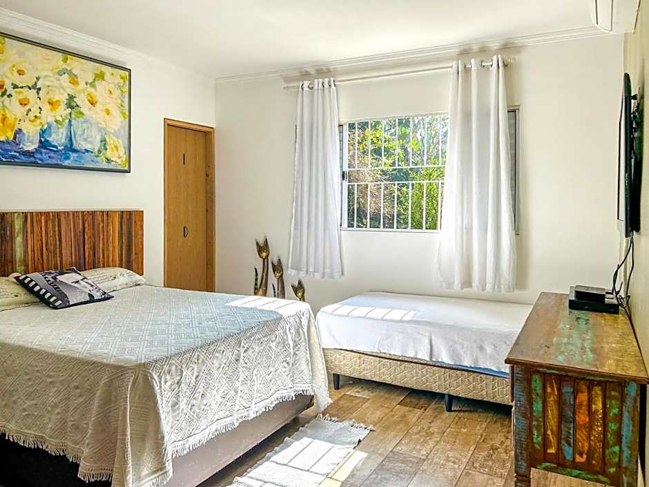 Casa de campo com Wi-Fi, piscina e churrasqueira