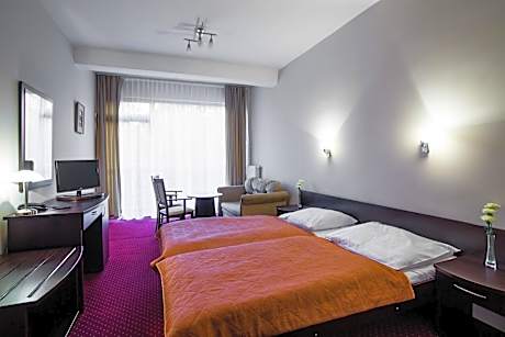 Double or Twin Room with Balcony