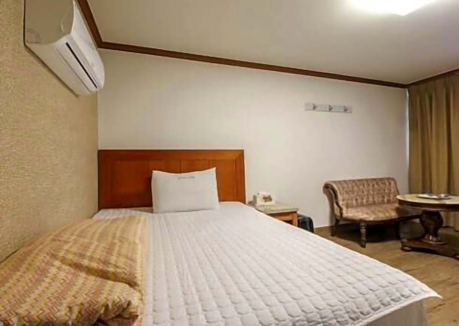 Yangji Park Hotel