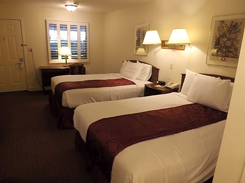 Rodeway Inn