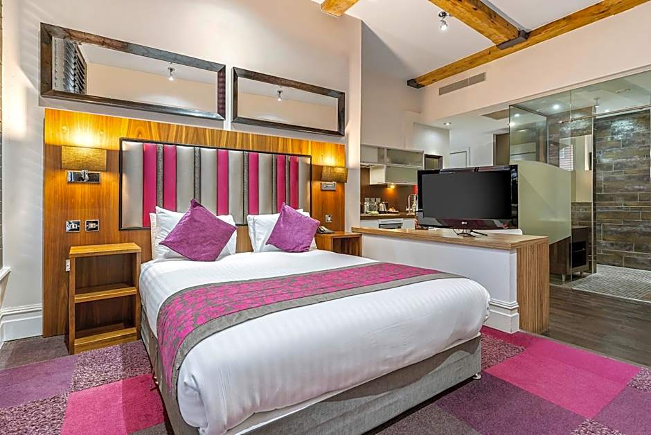 Roomzzz Manchester City