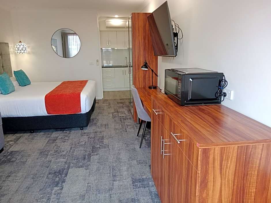 Comfort Inn Deakin Palms