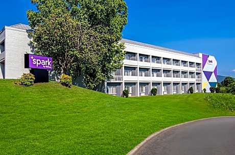 Spark by Hilton Salem East Electric Road
