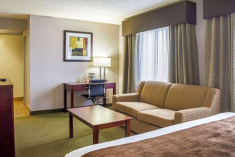 Quality Inn & Suites Clackamas - Portland