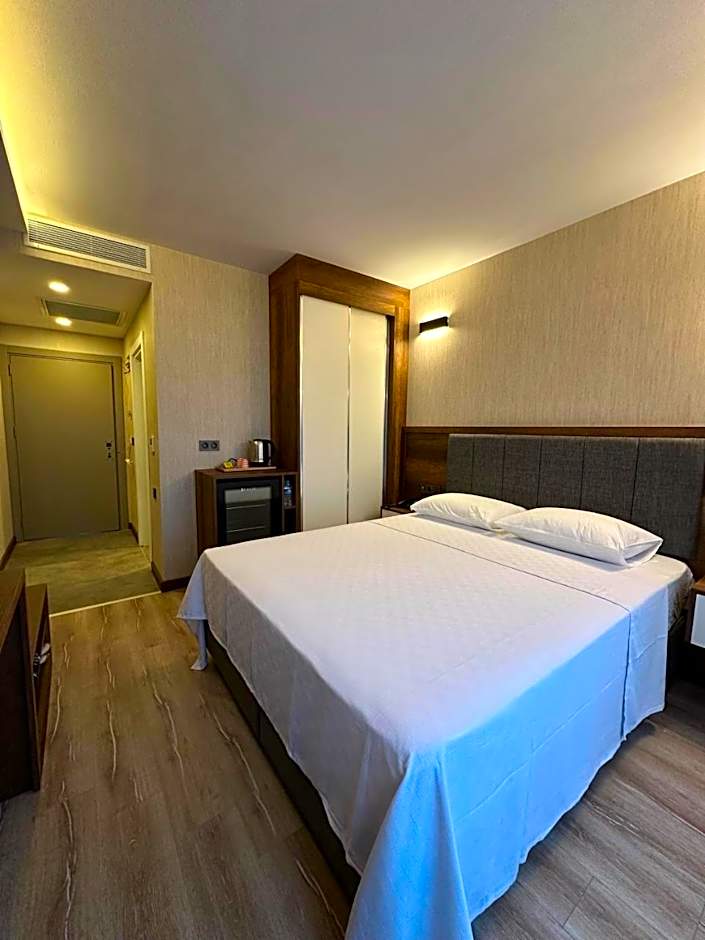 Erom Otel