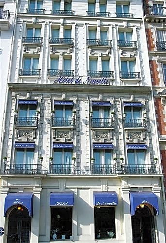 Hotel de Neuville Arc de Triomphe