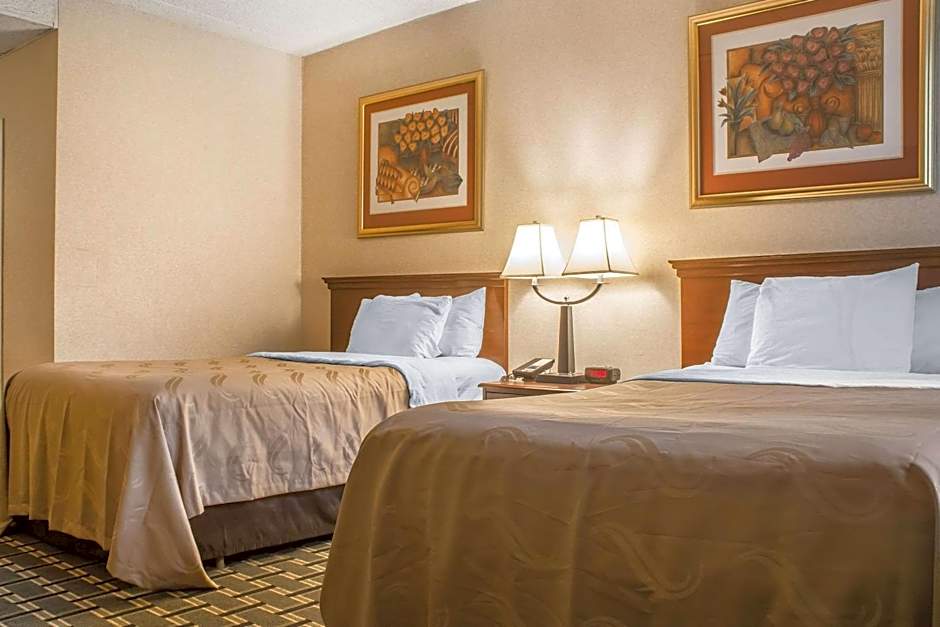 Quality Inn & Suites Palm Island Indoor Waterpark