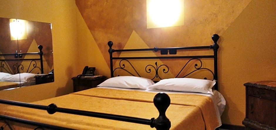 Hotel Motel Est