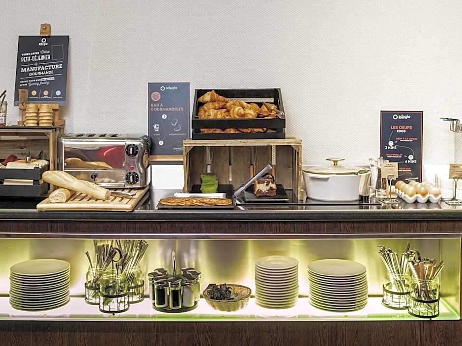 Adagio La Defense Esplanade Aparthotel