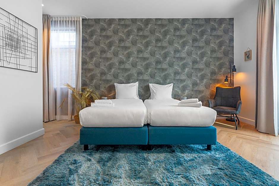 Boutique Hotel At Sea