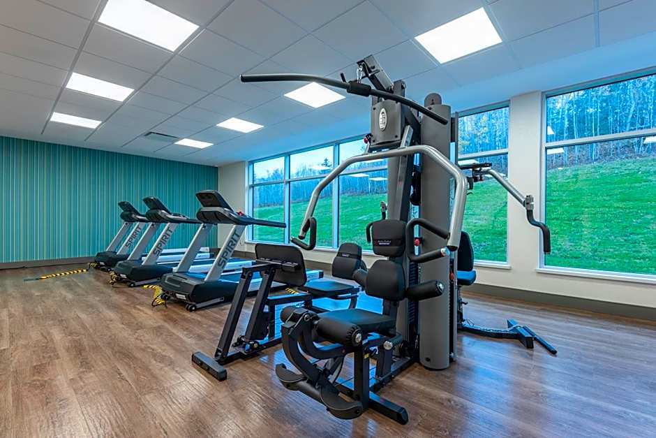 Holiday Inn Express and Suites Moncton North By IHG