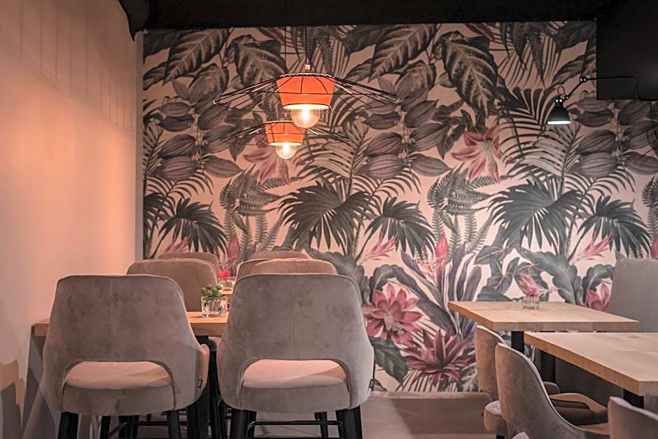 L' Hôtel & Spa Ribeauville- Haut-Koenigsbourg