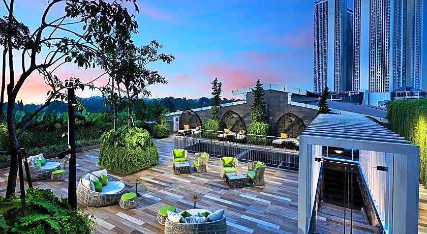 Nuanza Hotel and Convention Cikarang