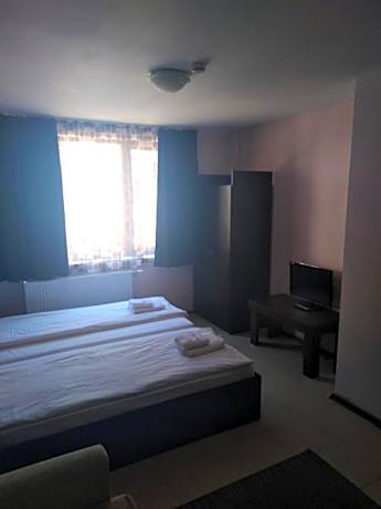 Triple Basic Room without balcony