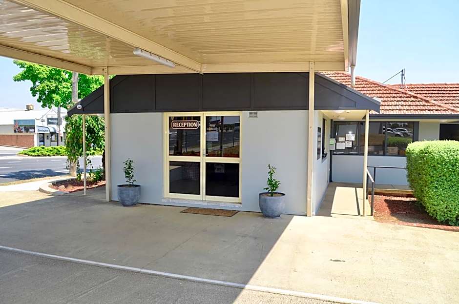 Bathurst Motor Inn