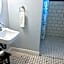 Beach Bungalow Inn And Suites