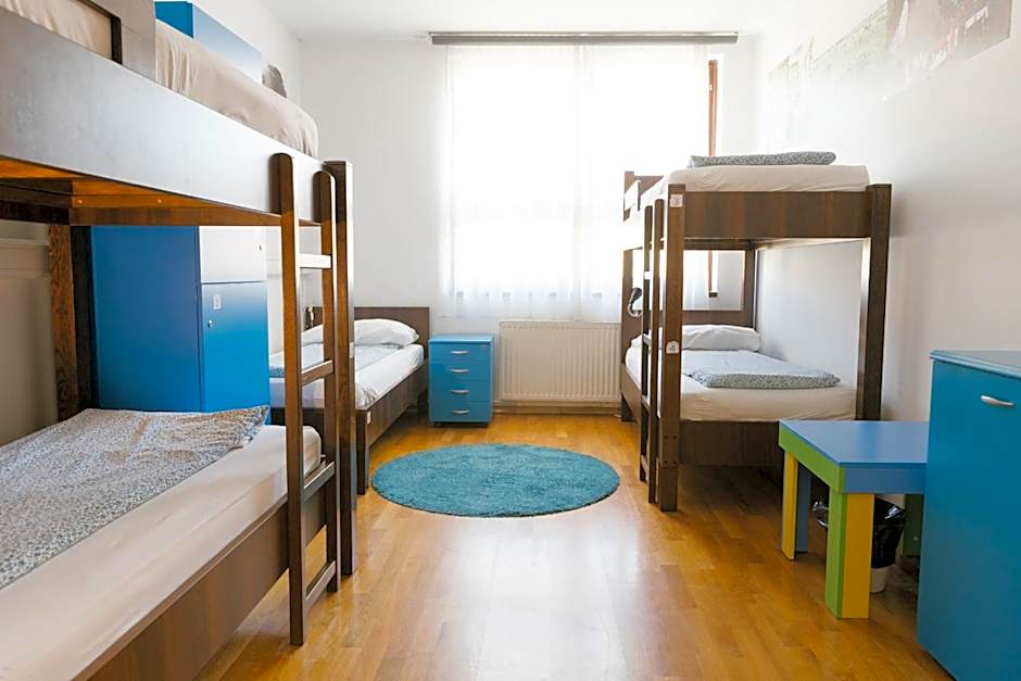 Hostel Bureau