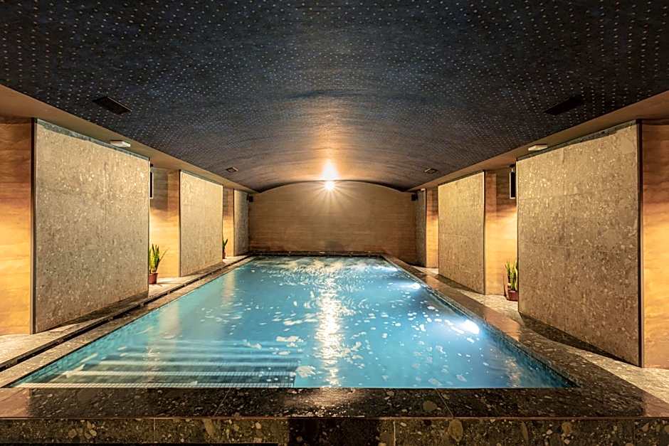 QAWRA Palace Resort & SPA
