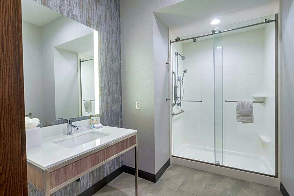 Hilton Garden Inn Wichita Downtown, Ks