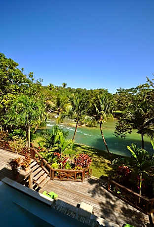 Mahogany Hall Luxury Boutique Resort