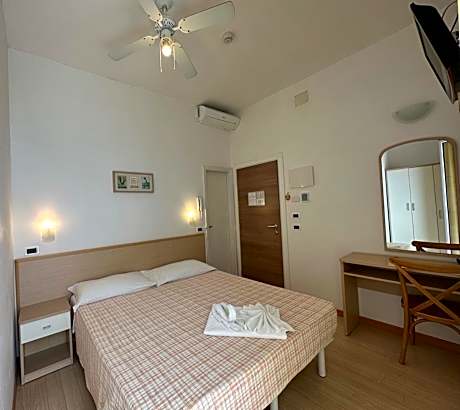 Double or Twin Room with Private Bathroom