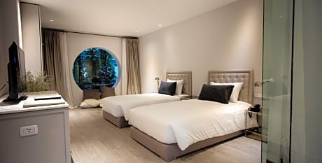 Deluxe Room - Twin Bed